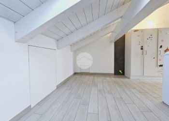 Three-room apartment Via San Antonio, Torrazza Piemonte - photo 23