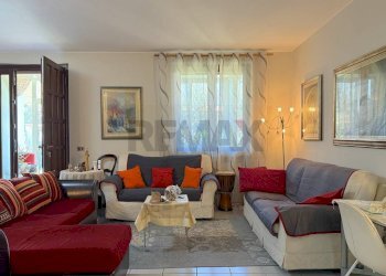 Villa a Schiera Via Villaggio Morosini, 21
Castelli Calepio, Castelli Calepio - foto 2