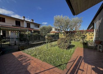 Villa a Schiera Via Villaggio Morosini, 21
Castelli Calepio, Castelli Calepio - foto 21