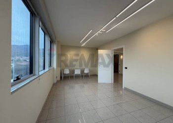 Office Via Ninfea, SNC 
 Iseo, Iseo - photo 9