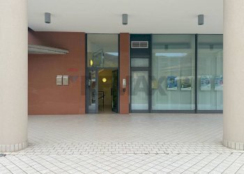 Office Via Ninfea, SNC 
 Iseo, Iseo - photo 15