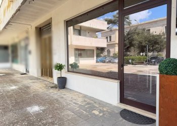 Foto 6 - Shop via lequile
 
12, Lecce - photo 6