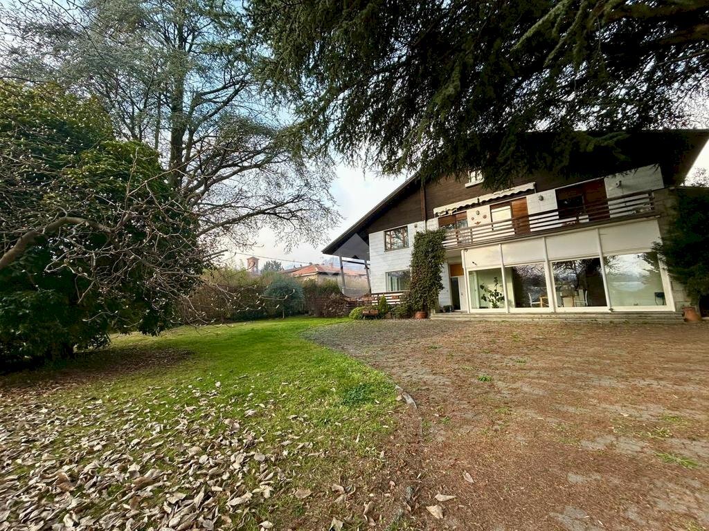 Villa Quadrifamiliare Via Levone, Rocca Canavese - foto 1