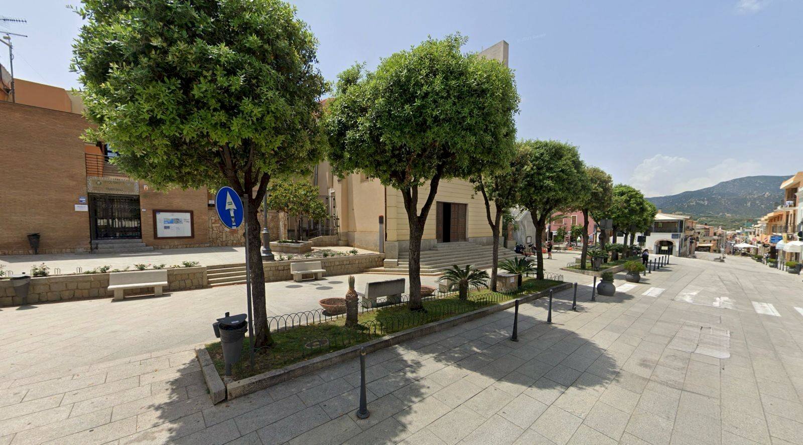 Foto 1 - Attività Commerciale Via Umberto I, Villasimius - foto 1