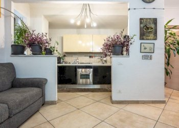 Bilocale Torino (zona Aurora) - foto 2