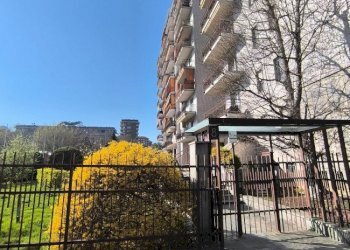 Bilocale Torino (zona Aurora) - foto 2