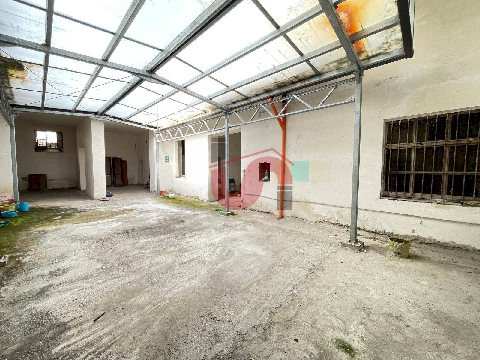Foto 3 - Warehouse Via Paga, Benevento - photo 3