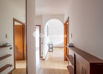 Foto 3 - Trilocale Via Melzi
 
63, Magenta - foto 3