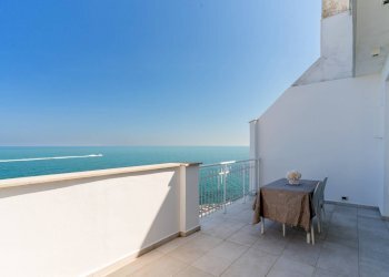 Foto 6 - Attic Piazza Garibaldi
 
24, Molfetta - photo 6