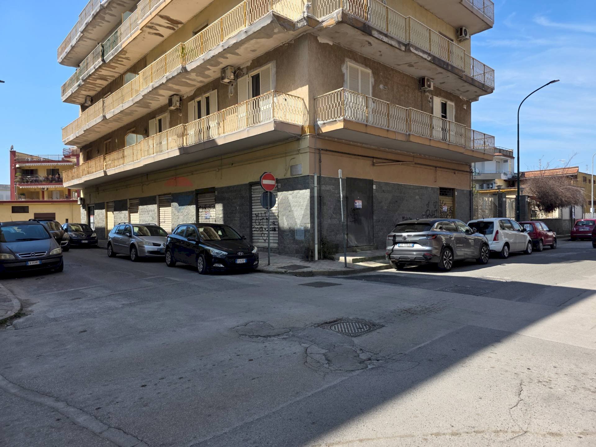 Edificio all\'aperto - Commercial Premises via Kennedy, Casoria - photo 1