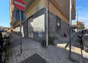 Edificio all\'aperto - Commercial Premises via Kenndy, Casoria - photo 2