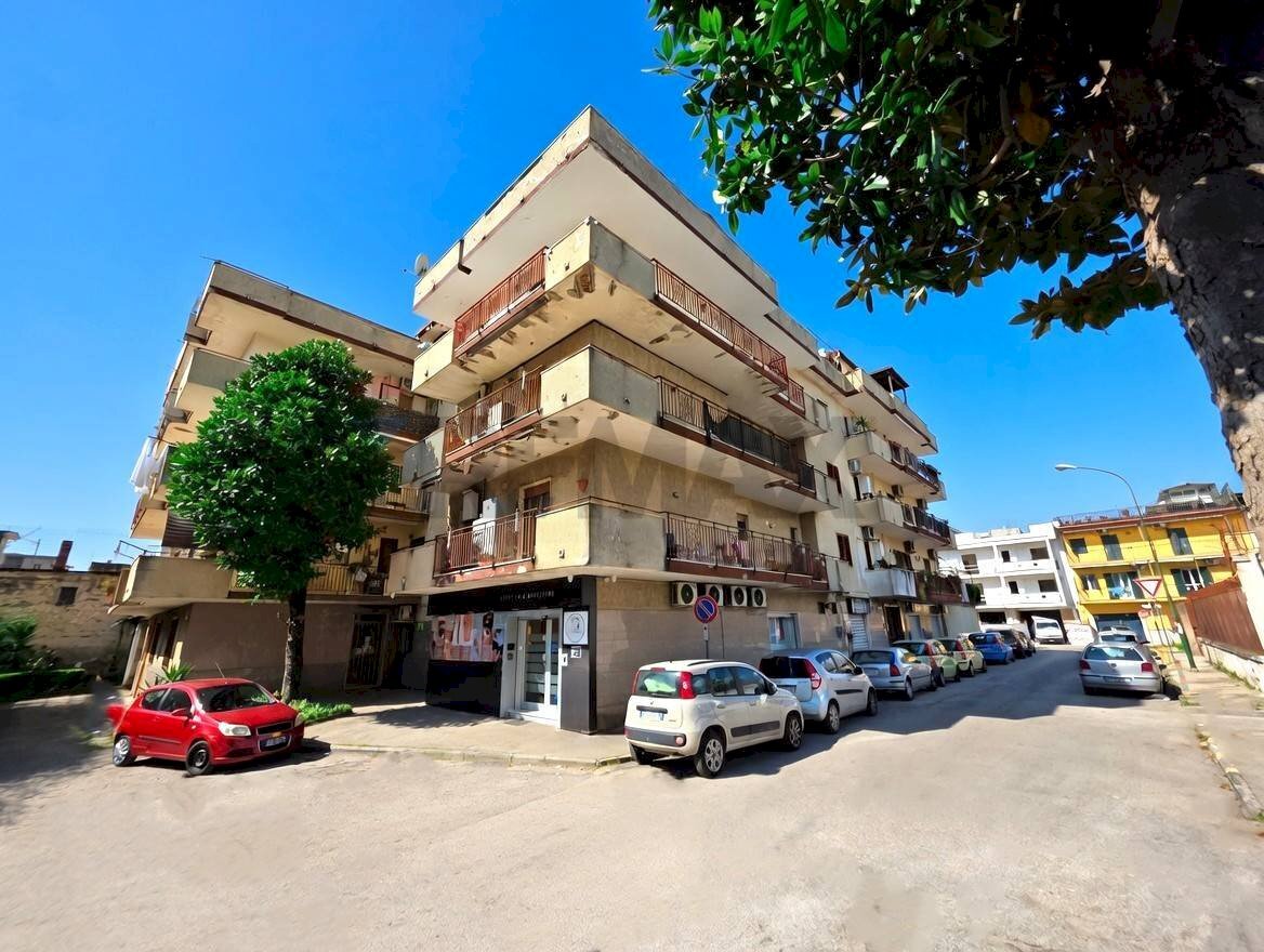 Edificio all\'aperto - Quadrilocale Afragola - foto 1