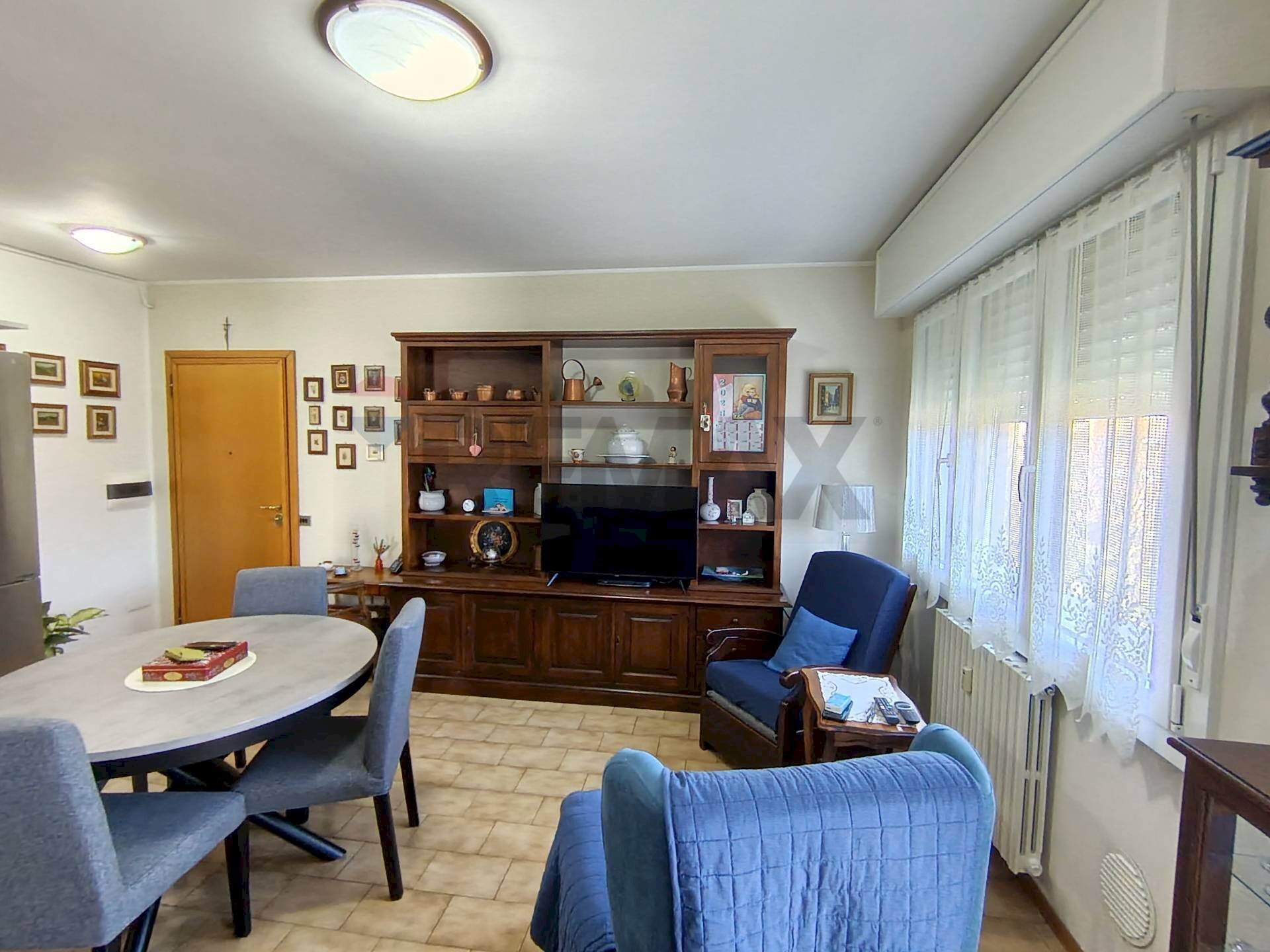 Sala da pranzo - Trilocale via Parri
 
21, Rho - foto 2