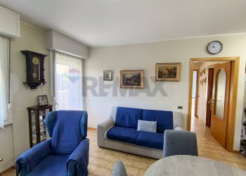 Soggiorno - Trilocale via Parri
 
21, Rho - foto 3