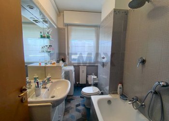 Bagno - Trilocale via Parri
 
21, Rho - foto 7