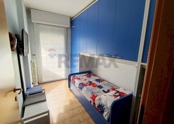 Camera / camera da letto - Trilocale via Parri
 
21, Rho - foto 10