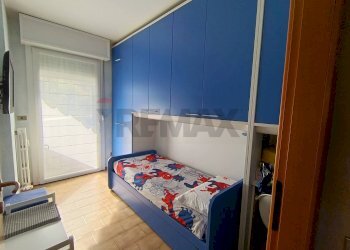 Camera / camera da letto - Trilocale via Parri
 
21, Rho - foto 11