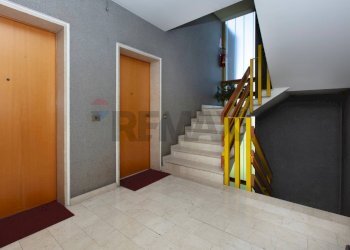 Scale - Trilocale via Parri
 
21, Rho - foto 25