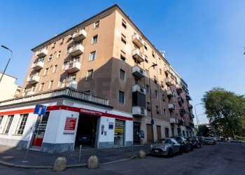 Edificio all\'aperto - Two-room apartment Via Flavio Ando'
 
4, Milano - photo 4