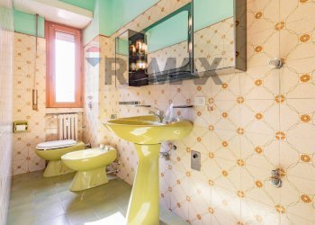 Bagno - Bilocale Via Flavio Ando'
 
4, Milano - foto 32
