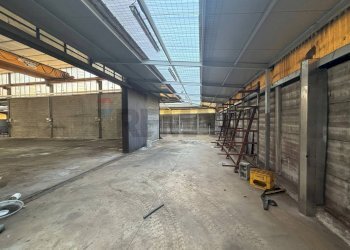 Parcheggio - Capannone via guido rossa
27, Magenta - foto 20