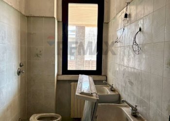 Bagno - Capannone via guido rossa
27, Magenta - foto 25