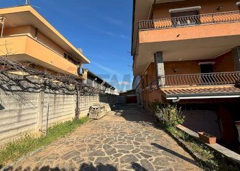 Terrazza - Capannone via guido rossa
27, Magenta - foto 31