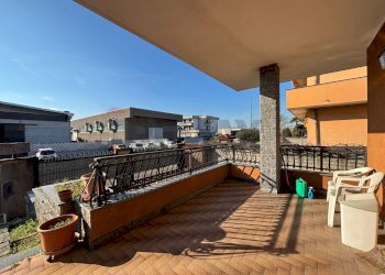 Terrazza - Capannone via guido rossa
27, Magenta - foto 33