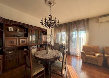 Sala da pranzo - Capannone via guido rossa
27, Magenta - foto 40