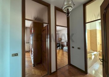 Hall / corridoio - Capannone via guido rossa
27, Magenta - foto 50