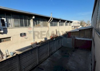 Edificio all\'aperto - Capannone via guido rossa
27, Magenta - foto 52