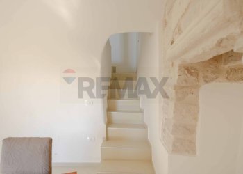 Scale - Bilocale Piazza Duomo
44, Giovinazzo - foto 12