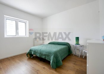 Camera / camera da letto - Villa Via Luisi
 
29, Bari - foto 13