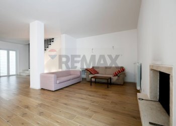 Soggiorno - Villa Via Luisi
 
29, Bari - foto 18