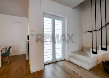 Scale - Villa Via Luisi
 
29, Bari - foto 23