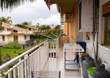 Balcone - Trilocale Via Pier Santi Mattarella
 
20, Mascali - foto 10