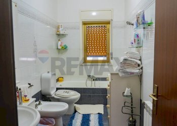 Bagno - Trilocale Via Pier Santi Mattarella
 
20, Mascali - foto 25