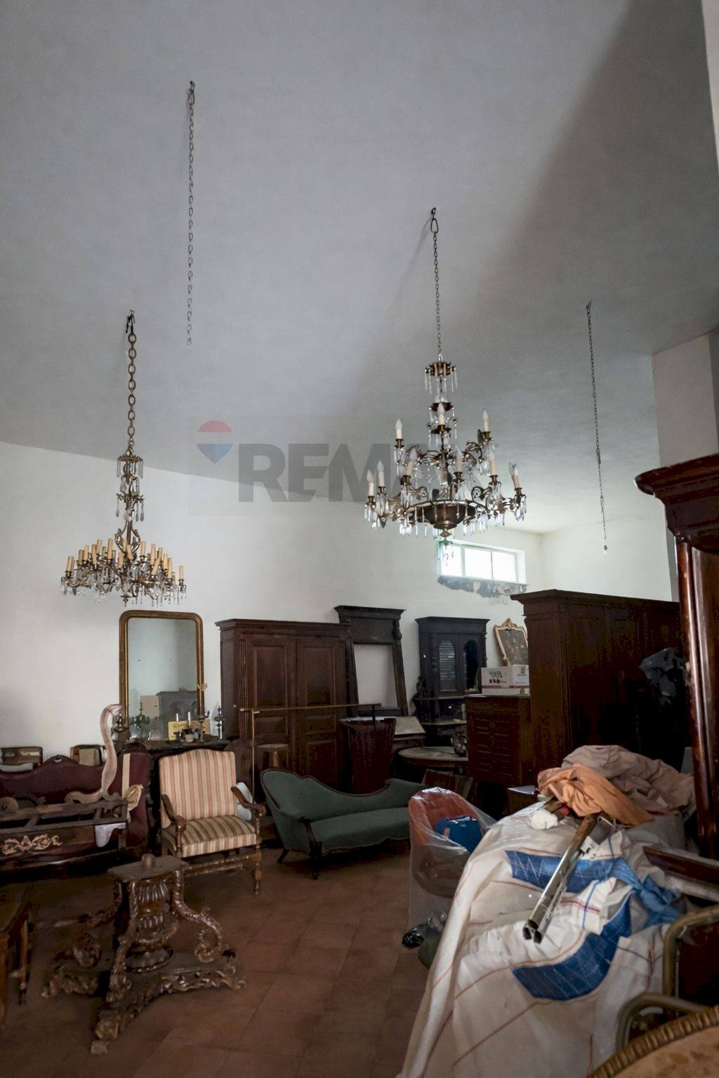 Sala da pranzo - Magazzino Via sciarelle
 
14, Acireale - foto 3