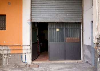Edificio all\'aperto - Magazzino Via sciarelle
 
14, Acireale - foto 1