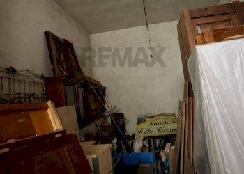 Dispensa di stoccaggio - Magazzino Via sciarelle
 
14, Acireale - foto 4