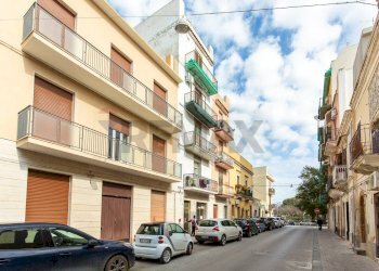 Edificio all\'aperto - Appartamento VIA XIV OTTOBRE
 
21, Augusta - foto 2