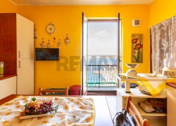 Sala da pranzo - Appartamento VIA XIV OTTOBRE
 
21, Augusta - foto 21