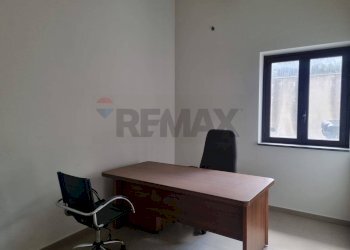 Ufficio - Locale Commerciale Via Vincenzo Muccioli
 
29, Gravina di Catania - foto 12