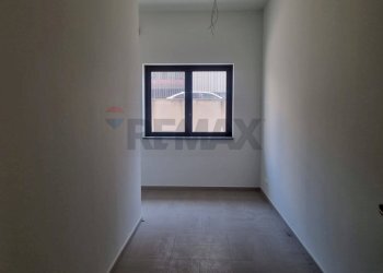 Stanza vuota - Locale Commerciale Via Vincenzo Muccioli
 
29, Gravina di Catania - foto 19