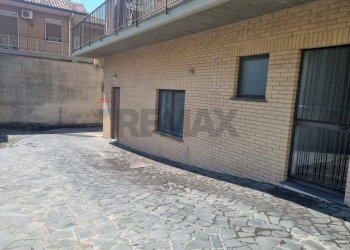 Terrazza - Locale Commerciale Via Vincenzo Muccioli
 
29, Gravina di Catania - foto 22