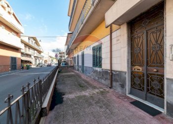 Edificio all\'aperto - Four-room apartment via Umberto
 
303, San Pietro Clarenza - photo 4