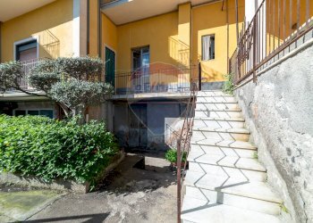 Scale - Four-room apartment via Umberto
 
303, San Pietro Clarenza - photo 19