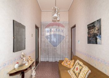 Hall / corridoio - Four-room apartment via Umberto
 
303, San Pietro Clarenza - photo 24