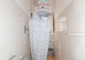 Bagno - Four-room apartment via Umberto
 
303, San Pietro Clarenza - photo 28