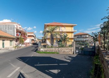 Casa all\'aperto - Four-room apartment via Umberto
 
303, San Pietro Clarenza - photo 35